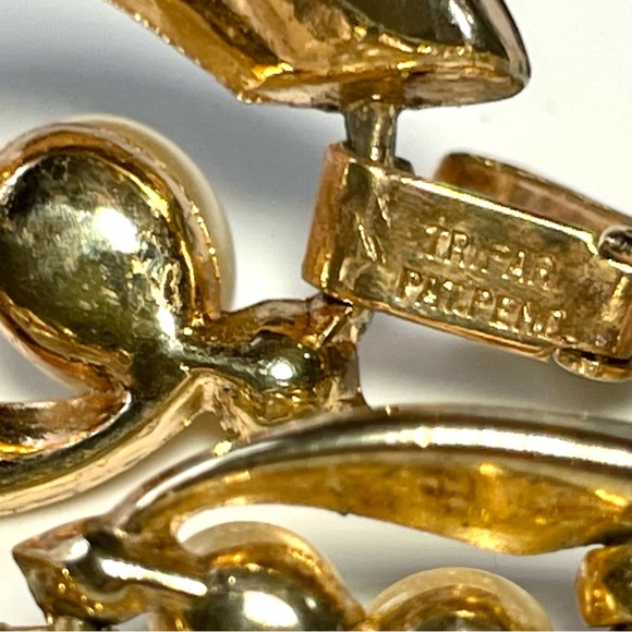 Lot ALL Crown Trifari Pat Pend. Necklace Bracelet Set, Leaf Necklace, Bracelet. - Picture 5 of 7